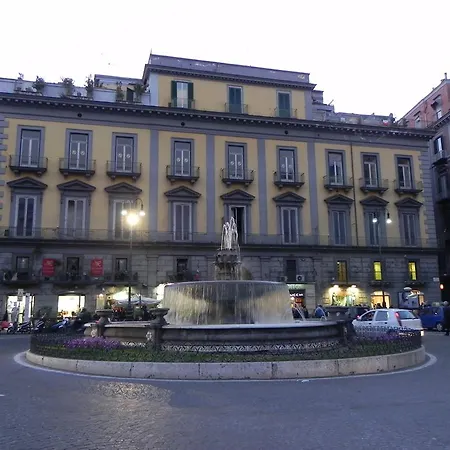Toledo 27 Naples